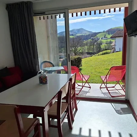 Banca Piscine Vue Montagnes * Souraide